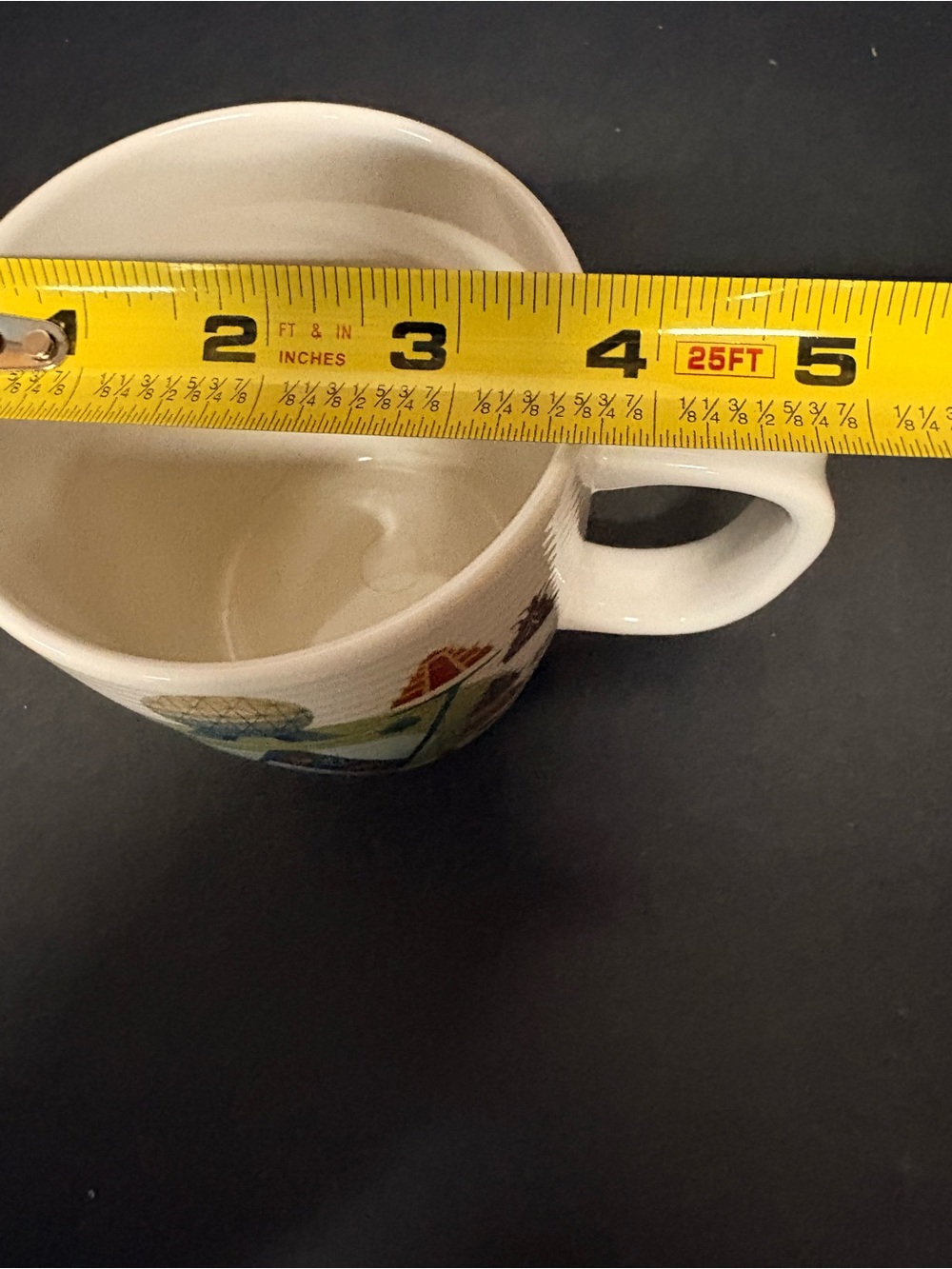 Disney ABC collector mug “W” for the Epcot - Picture 6 of 7